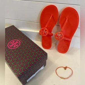 Tory Burch barely worn jelly flip flops!